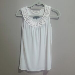Kasper & Company Elegant Cream Sleeveless Top Size Small